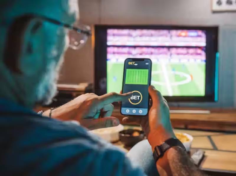 Tìm Hiểu Về Kèo Chấp 1/2 - Bí Quyết Tối Ưu Cho Người Chơi Mới 5 Theo Dõi Sát Sao Diễn Biến Trận Đấu